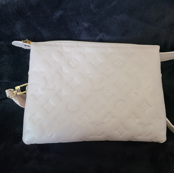 Louis Vuitton Coussin PM Fall In Love Pink Monogram Chain Shoulder Crossbody Bag - Picture 13 of 14